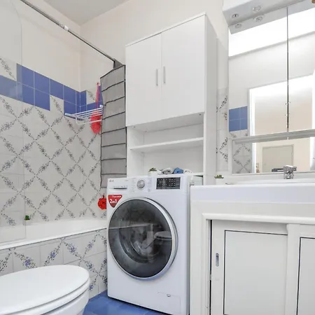 Apartment Amazing In *
